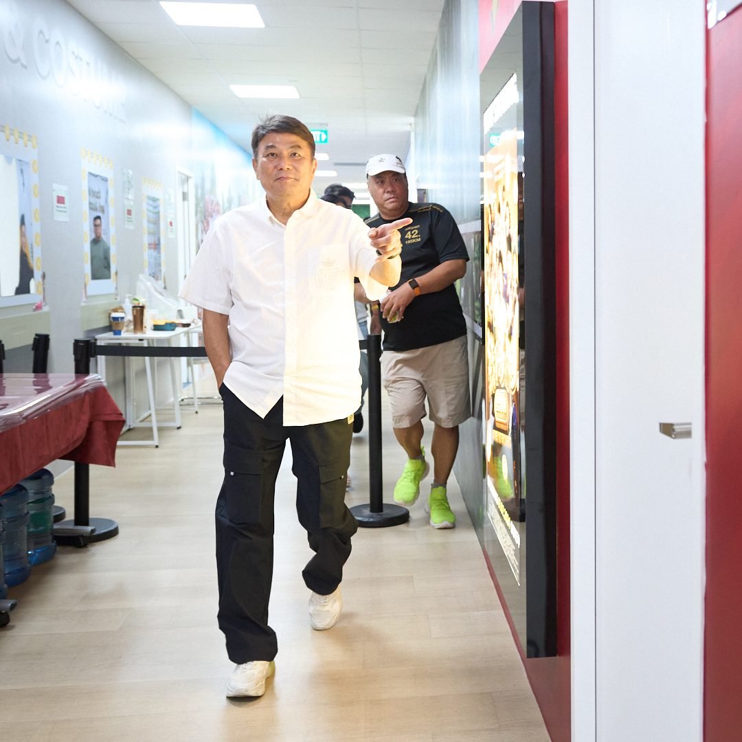 Set walk-through · Film & Celebrities Set walk-through