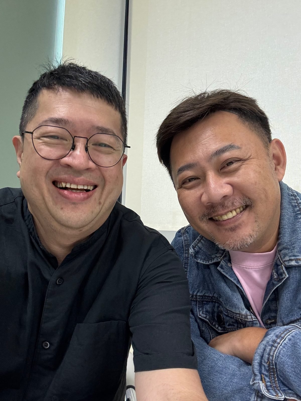 Between meetings · Film & Celebrities Between meetings