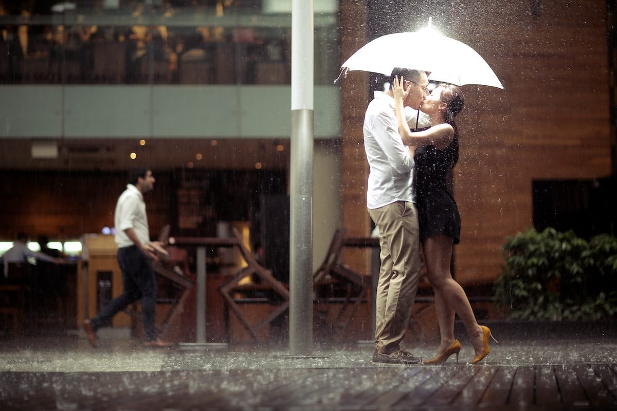 Kiss in the rain · Pre-Wedding Kiss in the rain