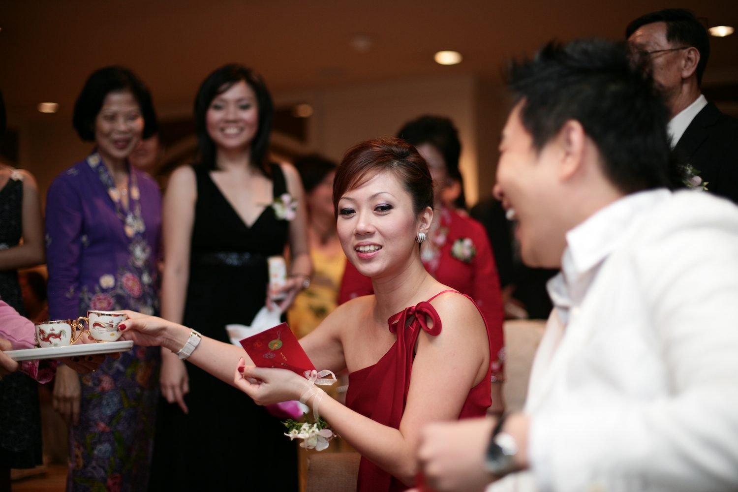 Red packets at the tea ceremony · Wedding Day Red packets at the tea ceremony